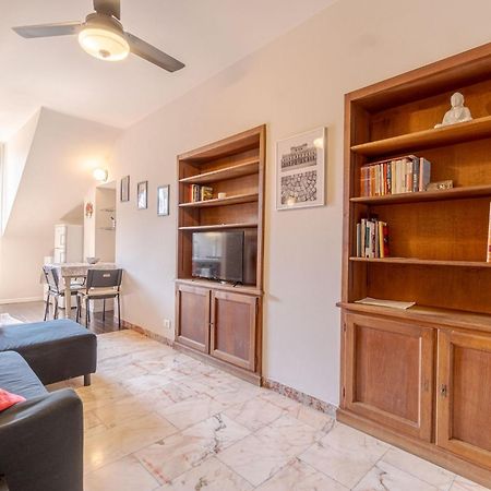 Casa Valeggio Attic Apt Few Steps From Porta Nuova Turim Exterior foto