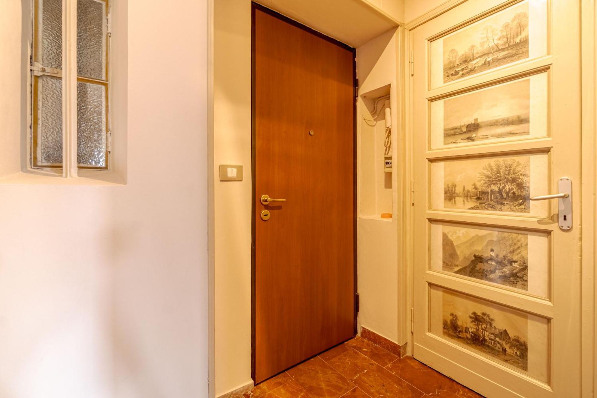 Casa Valeggio Attic Apt Few Steps From Porta Nuova Turim Exterior foto
