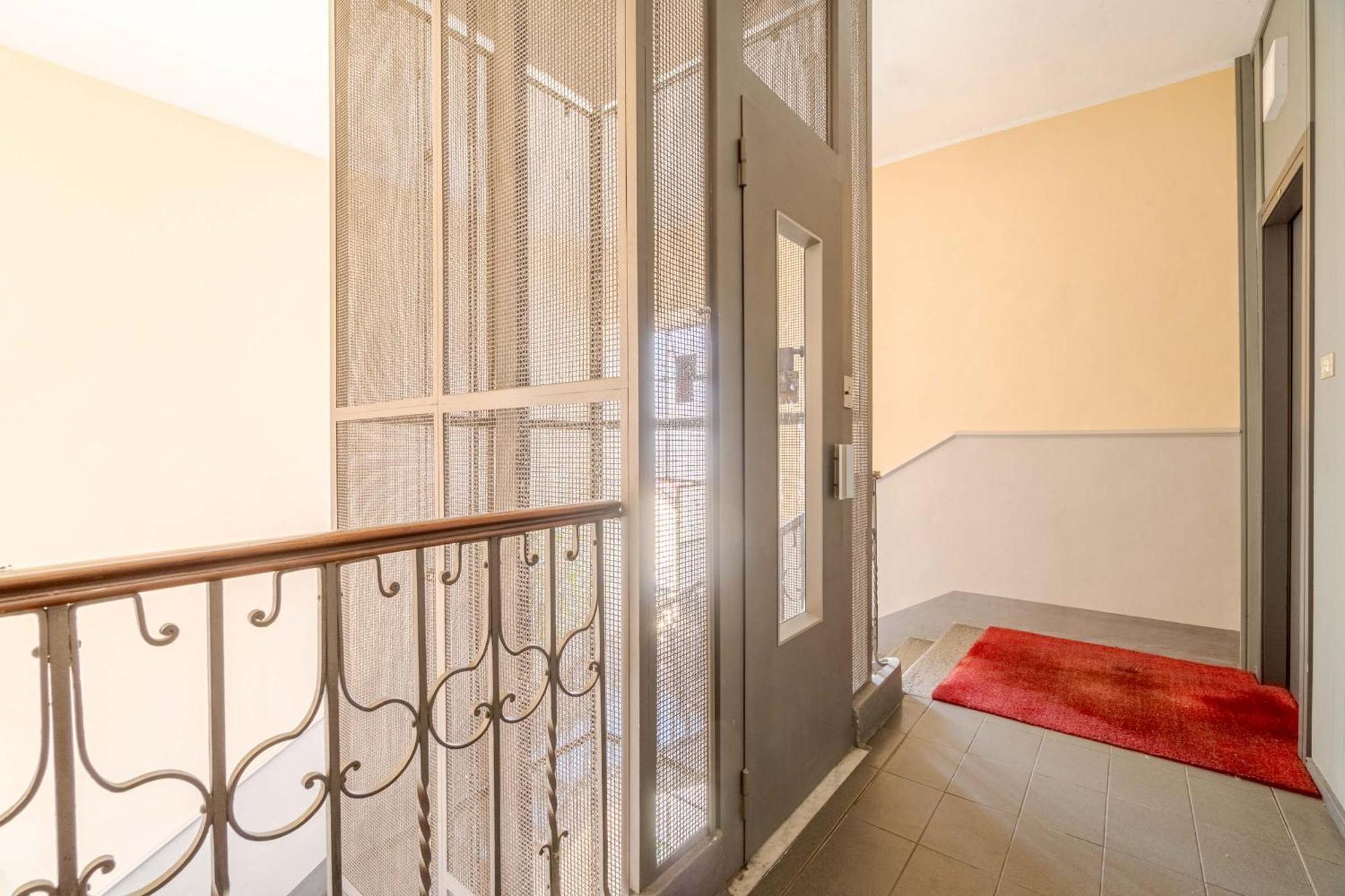 Casa Valeggio Attic Apt Few Steps From Porta Nuova Turim Exterior foto