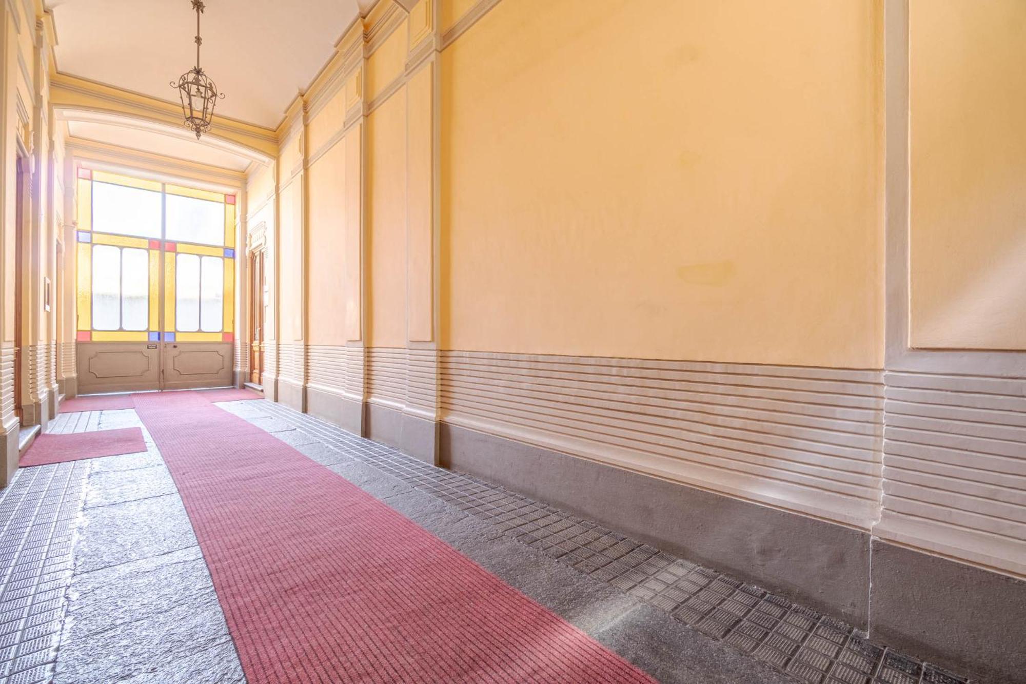 Casa Valeggio Attic Apt Few Steps From Porta Nuova Turim Exterior foto