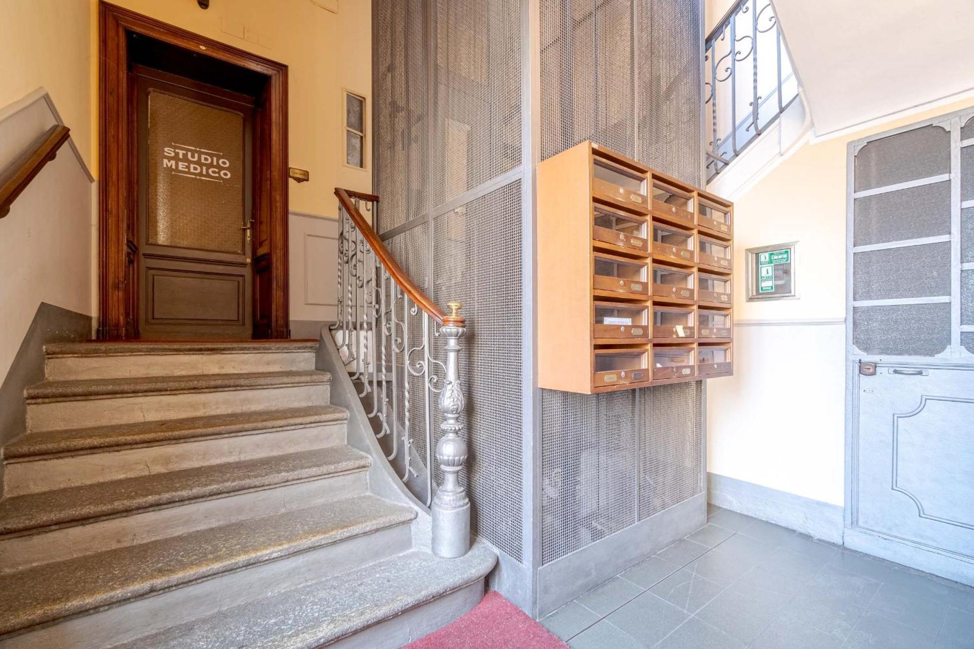 Casa Valeggio Attic Apt Few Steps From Porta Nuova Turim Exterior foto